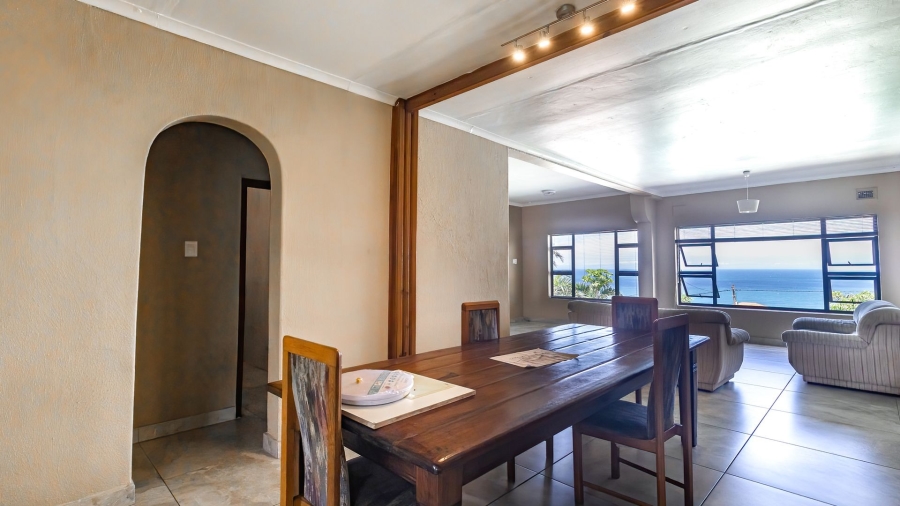 5 Bedroom Property for Sale in Ocean View KwaZulu-Natal