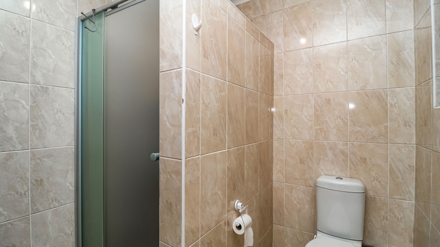 5 Bedroom Property for Sale in Ocean View KwaZulu-Natal