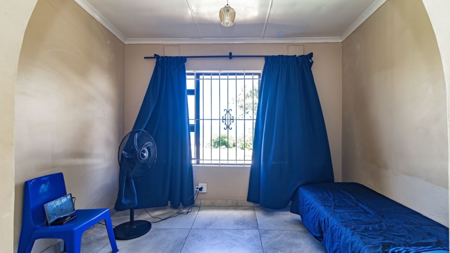 5 Bedroom Property for Sale in Ocean View KwaZulu-Natal