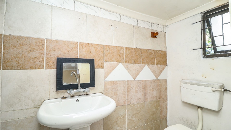 5 Bedroom Property for Sale in Ocean View KwaZulu-Natal