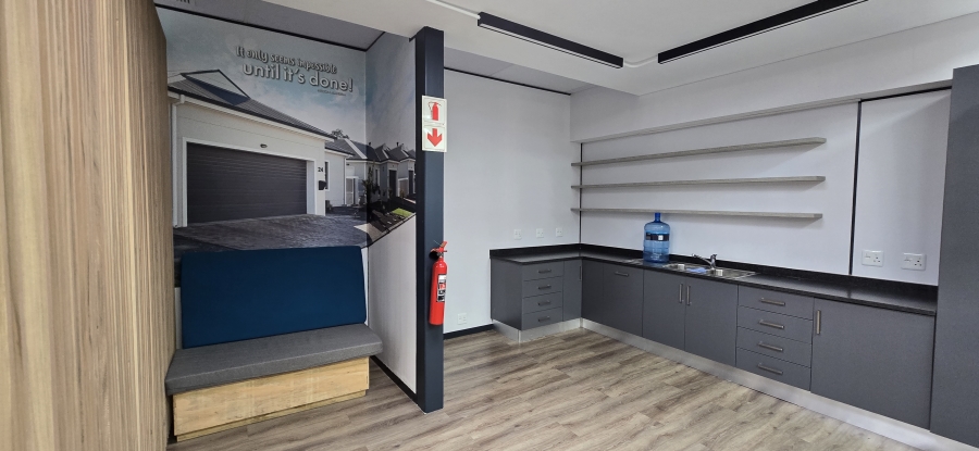 To Let Commercial Property for Rent in Hillcrest Central KwaZulu-Natal