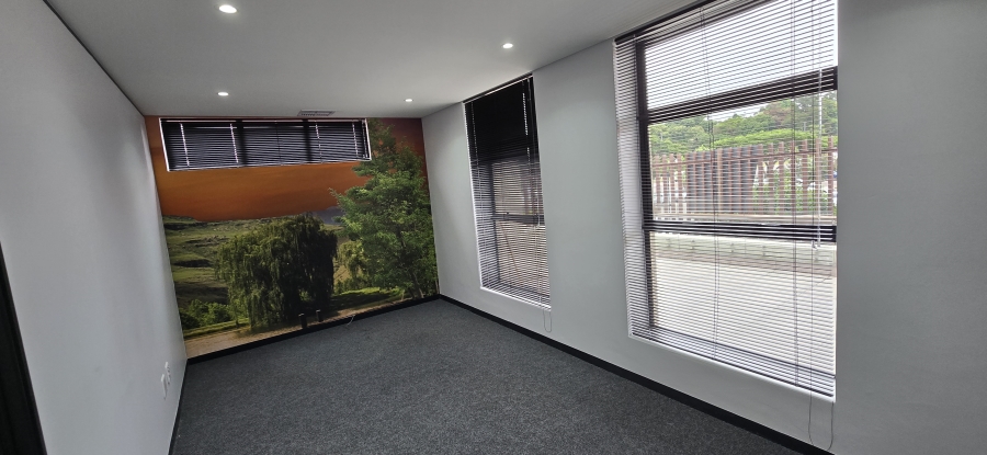 To Let Commercial Property for Rent in Hillcrest Central KwaZulu-Natal