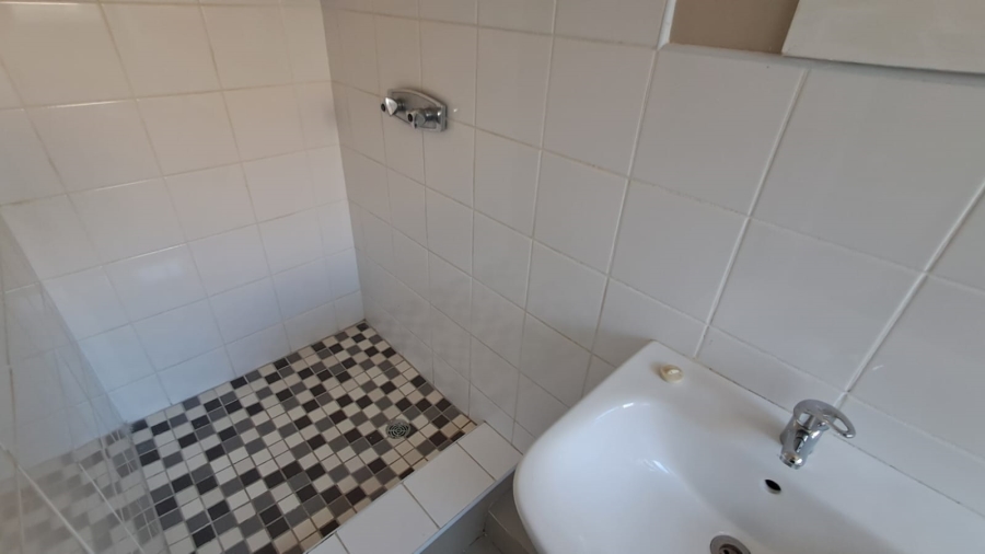2 Bedroom Property for Sale in Effingham Heights KwaZulu-Natal