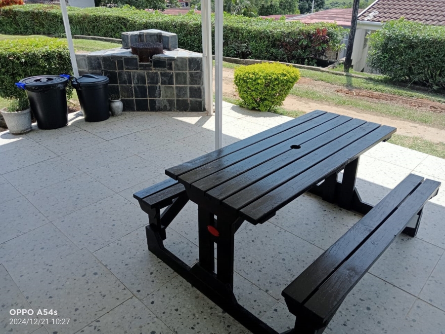 To Let 3 Bedroom Property for Rent in Mtwalume KwaZulu-Natal