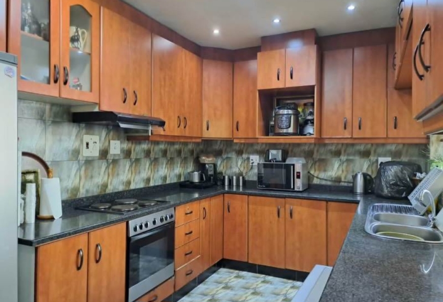 3 Bedroom Property for Sale in Shallcross KwaZulu-Natal
