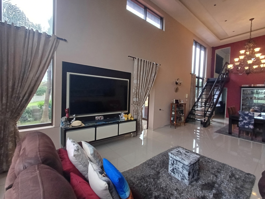 5 Bedroom Property for Sale in Northdene KwaZulu-Natal