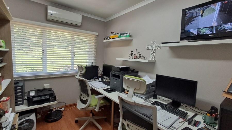 3 Bedroom Property for Sale in Effingham Heights KwaZulu-Natal