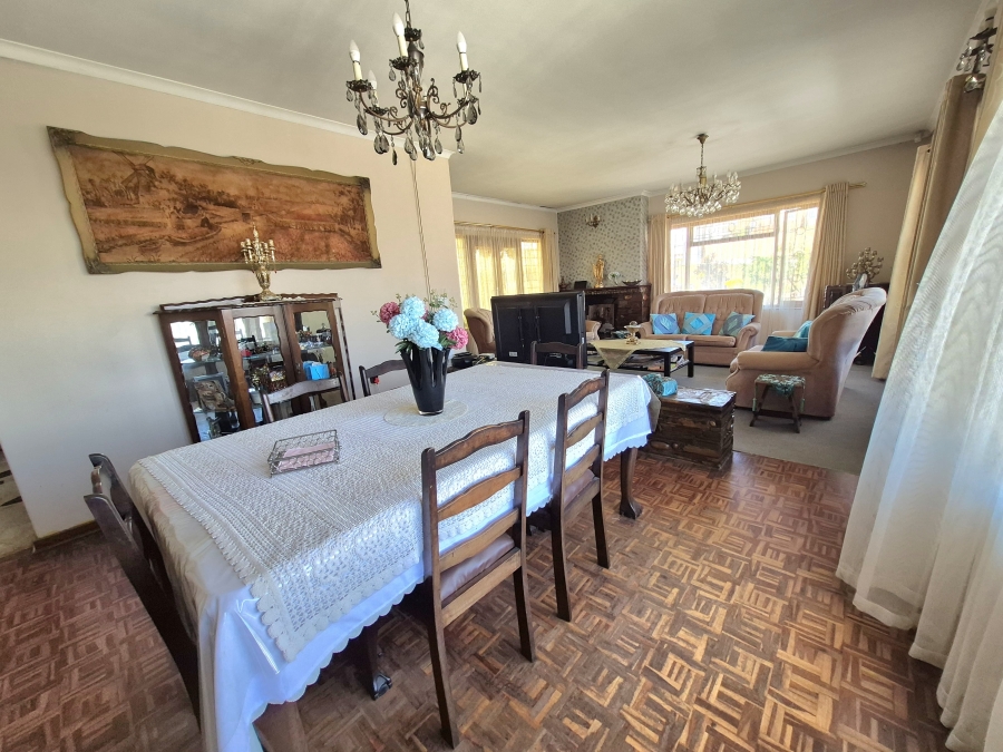 6 Bedroom Property for Sale in Umhlatuzana KwaZulu-Natal