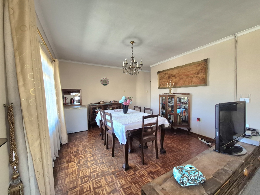 6 Bedroom Property for Sale in Umhlatuzana KwaZulu-Natal