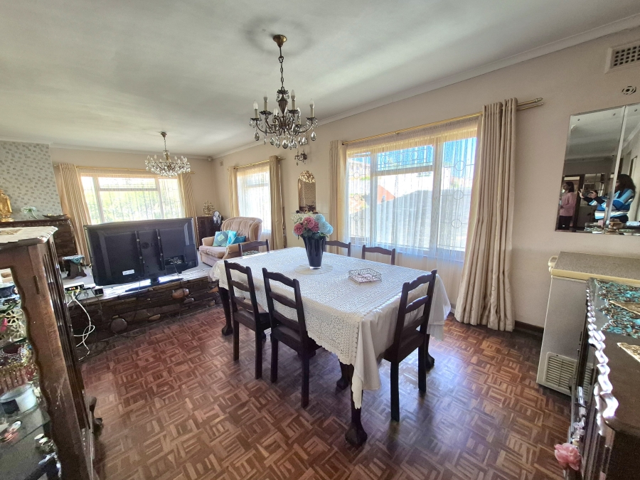 6 Bedroom Property for Sale in Umhlatuzana KwaZulu-Natal