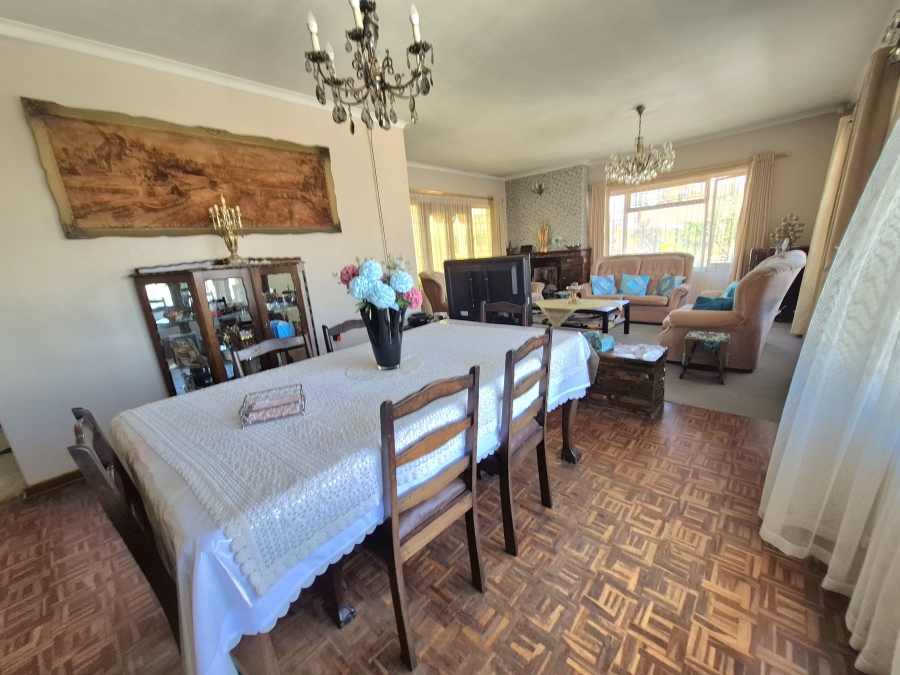 6 Bedroom Property for Sale in Umhlatuzana KwaZulu-Natal