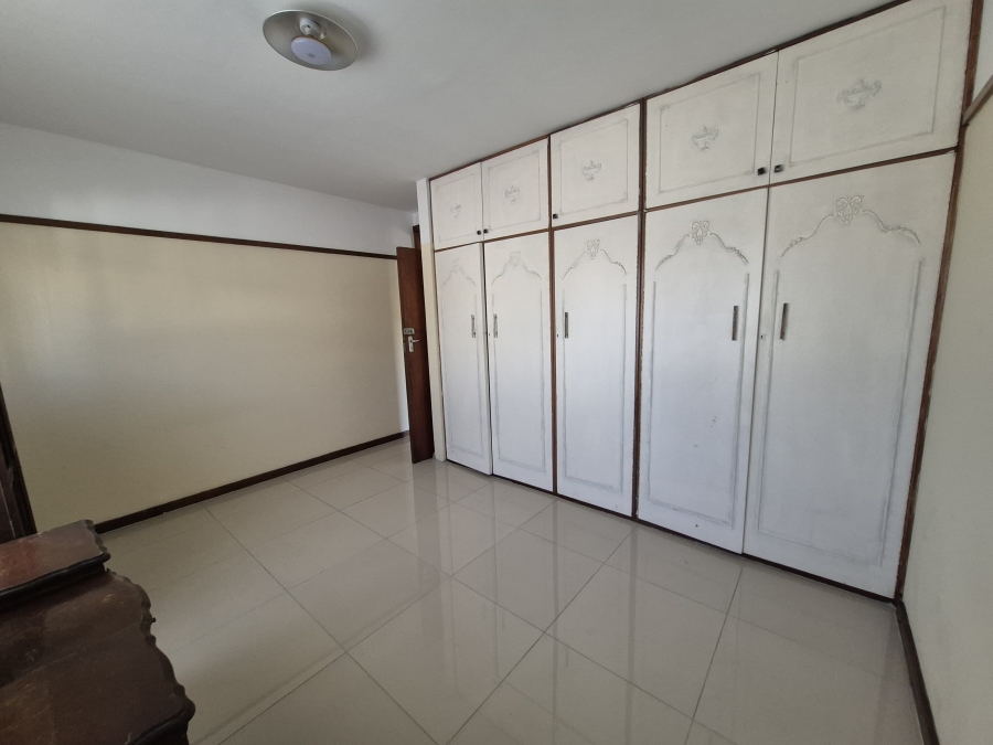 6 Bedroom Property for Sale in Umhlatuzana KwaZulu-Natal