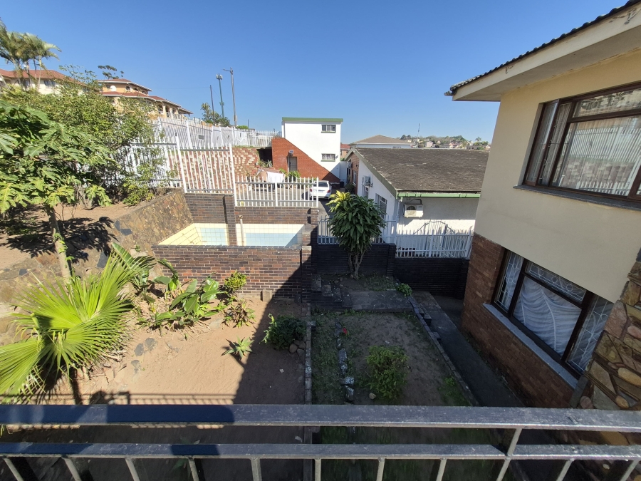 6 Bedroom Property for Sale in Umhlatuzana KwaZulu-Natal