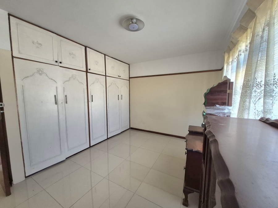 6 Bedroom Property for Sale in Umhlatuzana KwaZulu-Natal