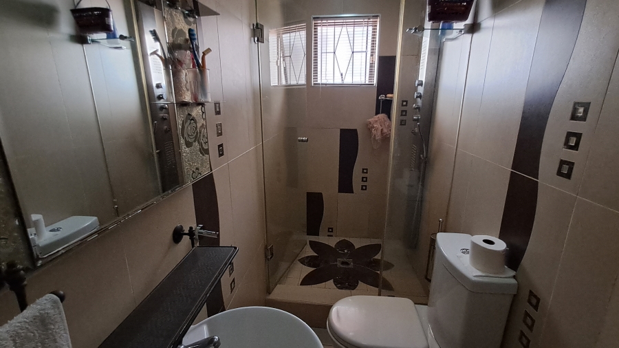 4 Bedroom Property for Sale in Shastri Park KwaZulu-Natal