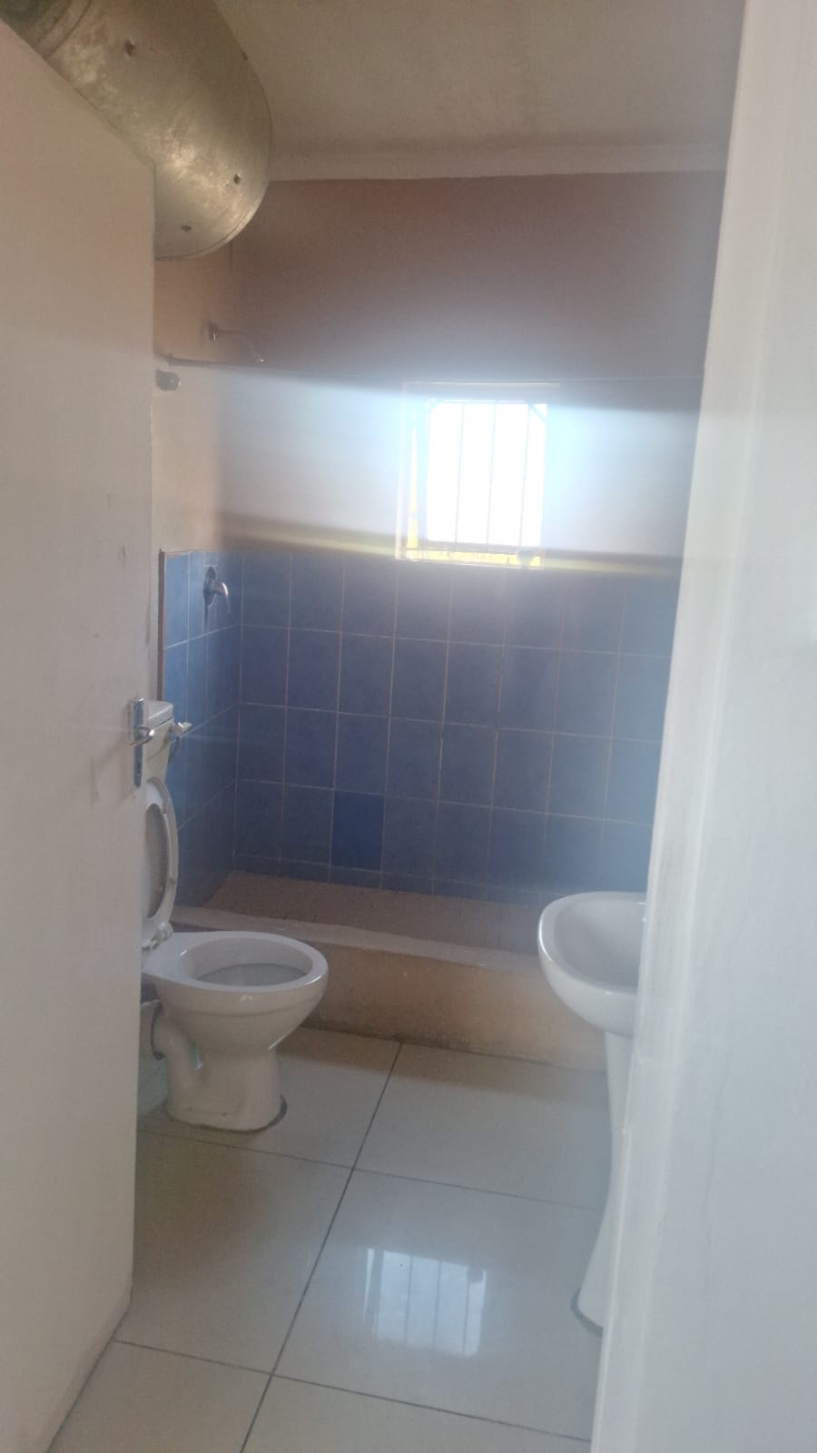 To Let 2 Bedroom Property for Rent in Caneside KwaZulu-Natal