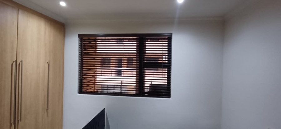 2 Bedroom Property for Sale in Umhlanga Ridge KwaZulu-Natal