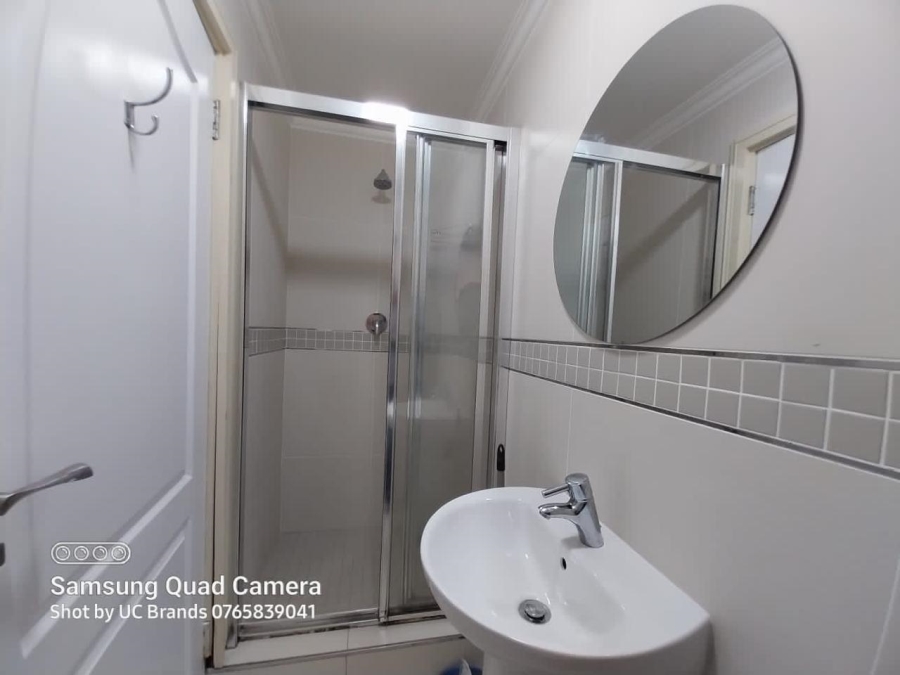 2 Bedroom Property for Sale in Umhlanga Ridge KwaZulu-Natal