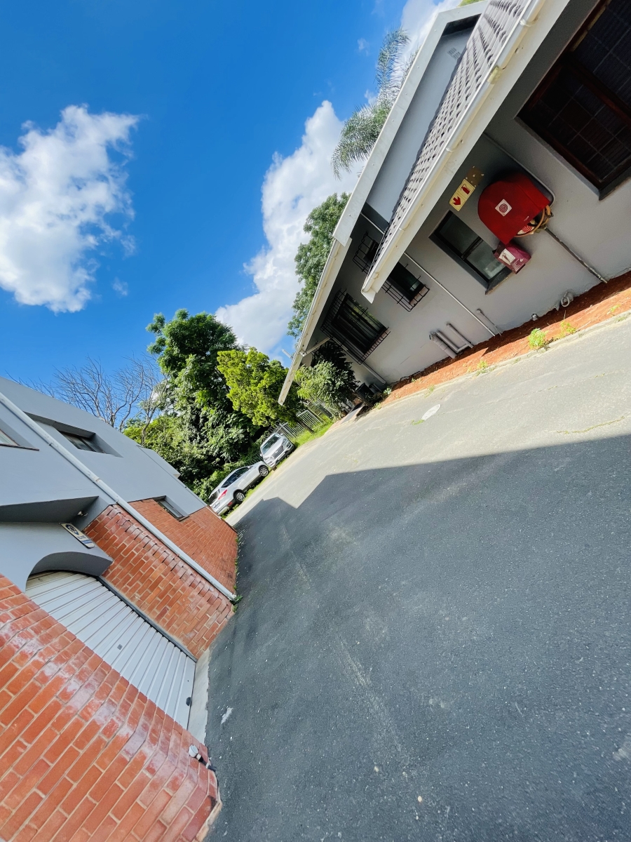 To Let 3 Bedroom Property for Rent in Glenmore KwaZulu-Natal
