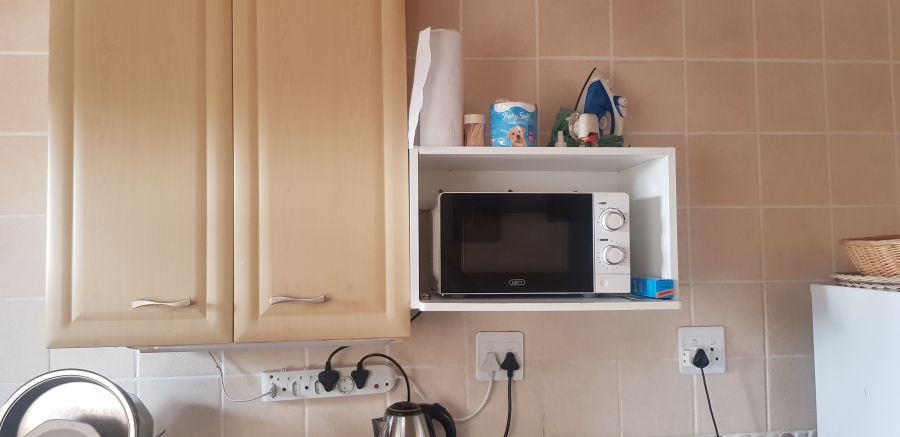 1 Bedroom Property for Sale in Hibberdene KwaZulu-Natal