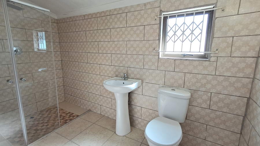 To Let 1 Bedroom Property for Rent in Malvern KwaZulu-Natal