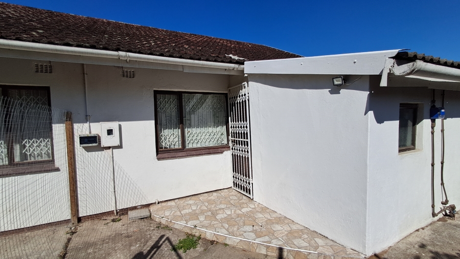 To Let 1 Bedroom Property for Rent in Malvern KwaZulu-Natal