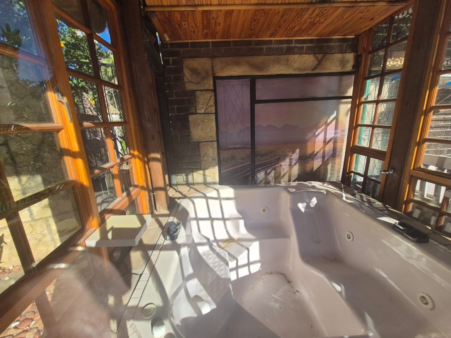 3 Bedroom Property for Sale in Pioneer Park KwaZulu-Natal