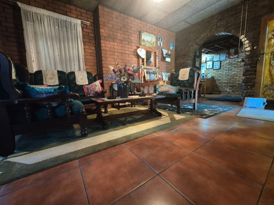 3 Bedroom Property for Sale in Pioneer Park KwaZulu-Natal