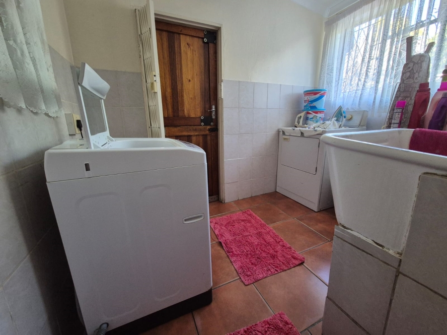 3 Bedroom Property for Sale in Pioneer Park KwaZulu-Natal