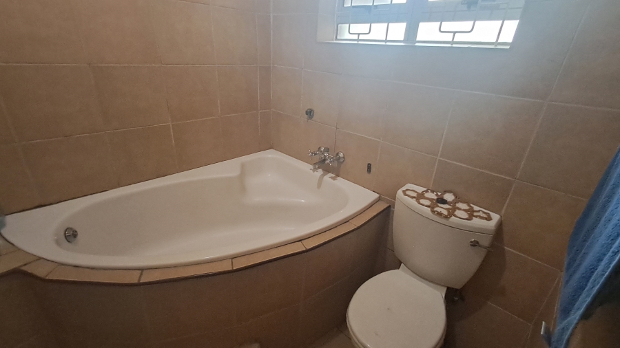 4 Bedroom Property for Sale in Northdene KwaZulu-Natal