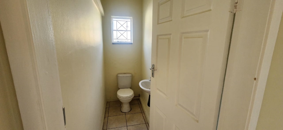 3 Bedroom Property for Sale in Newcastle KwaZulu-Natal