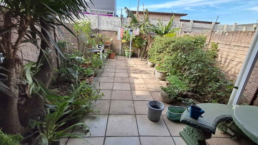2 Bedroom Property for Sale in Pinetown KwaZulu-Natal