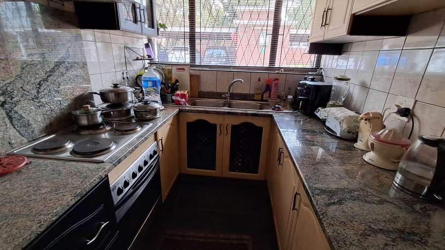 2 Bedroom Property for Sale in Pinetown KwaZulu-Natal