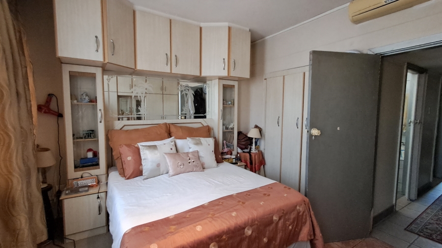 2 Bedroom Property for Sale in Pinetown KwaZulu-Natal
