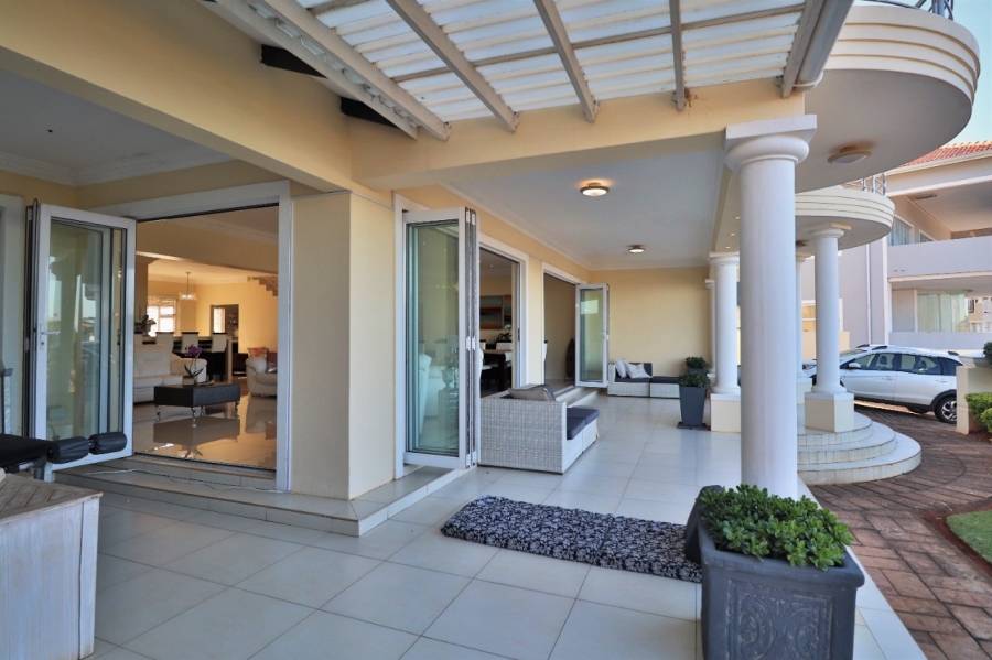 5 Bedroom Property for Sale in Illovo Beach KwaZulu-Natal