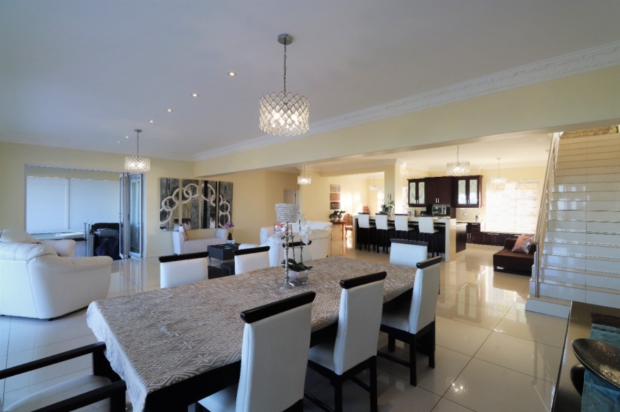 5 Bedroom Property for Sale in Illovo Beach KwaZulu-Natal