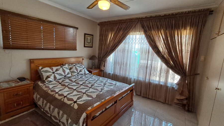 4 Bedroom Property for Sale in Moseley KwaZulu-Natal