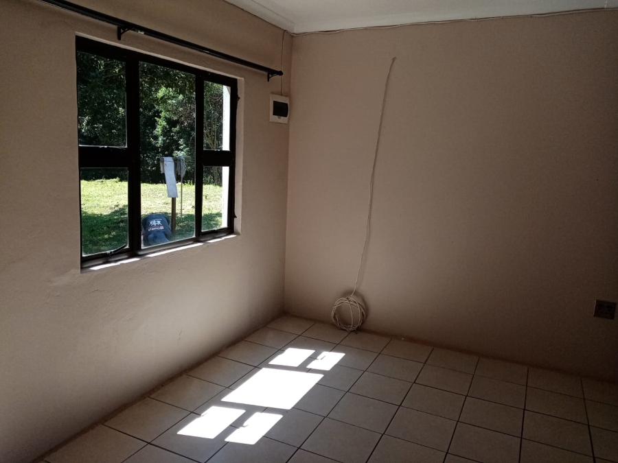 To Let 2 Bedroom Property for Rent in St Helier KwaZulu-Natal