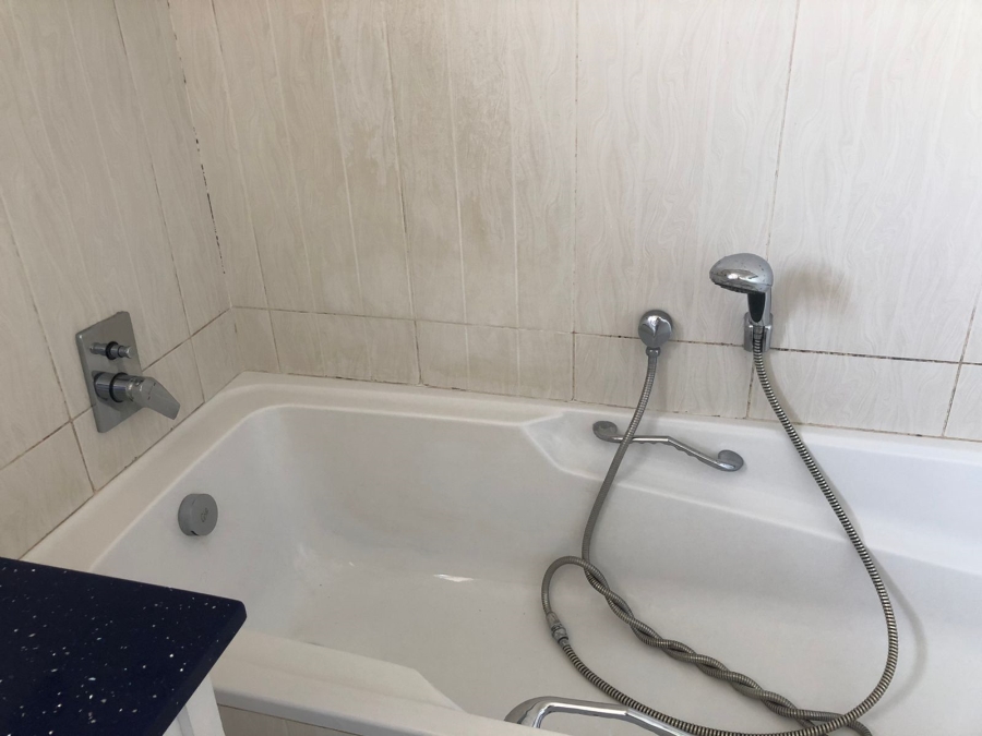2 Bedroom Property for Sale in Brindhaven KwaZulu-Natal