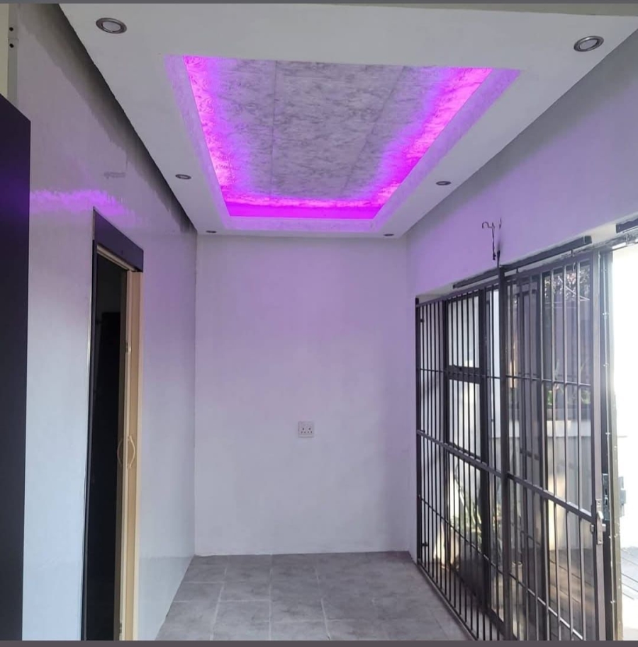 To Let 1 Bedroom Property for Rent in Northdene KwaZulu-Natal