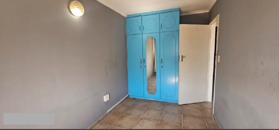 To Let 3 Bedroom Property for Rent in Newlands West KwaZulu-Natal