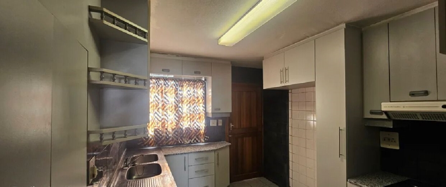 To Let 3 Bedroom Property for Rent in Newlands West KwaZulu-Natal