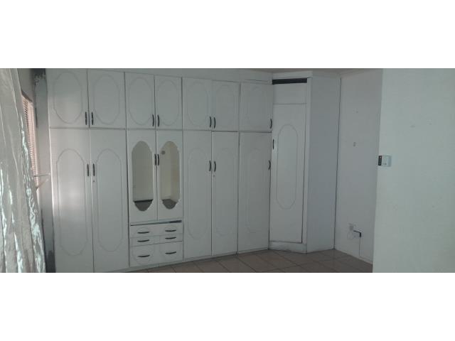 2 Bedroom Property for Sale in Acaciaville KwaZulu-Natal