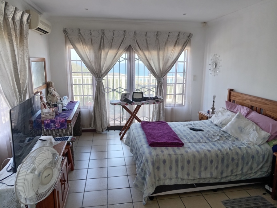 7 Bedroom Property for Sale in Ramsgate KwaZulu-Natal