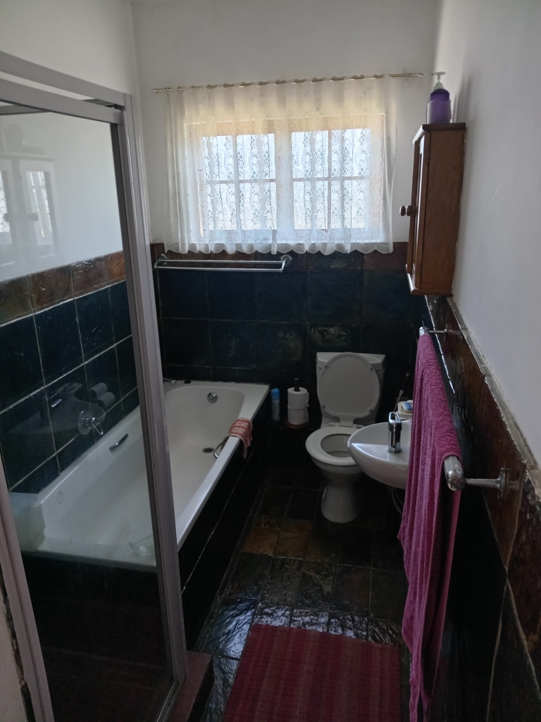 7 Bedroom Property for Sale in Ramsgate KwaZulu-Natal