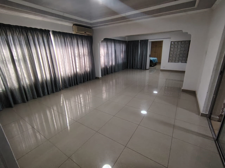 7 Bedroom Property for Sale in Newcastle KwaZulu-Natal