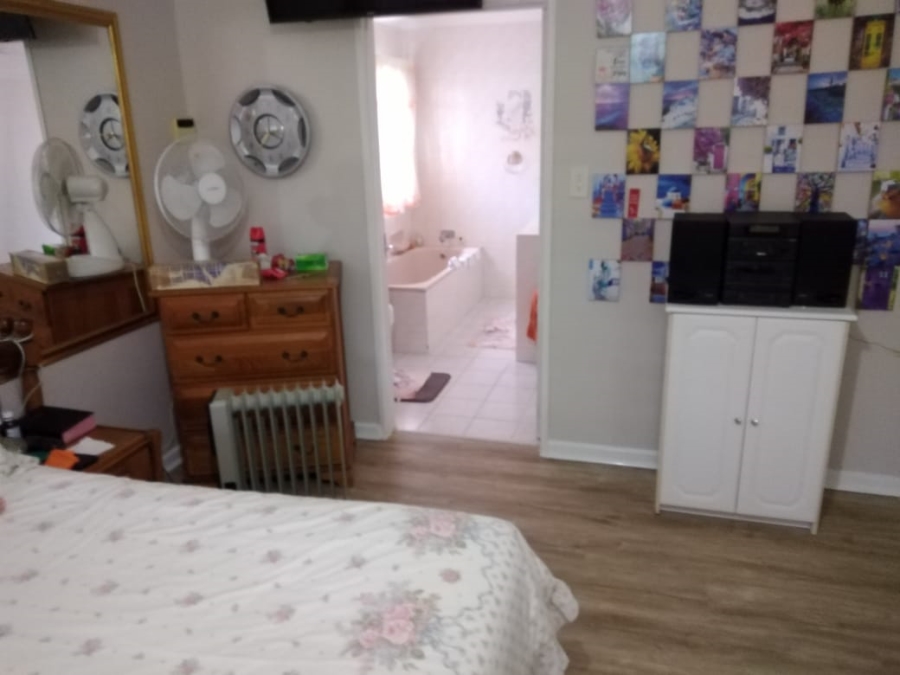 3 Bedroom Property for Sale in Pioneer Park KwaZulu-Natal