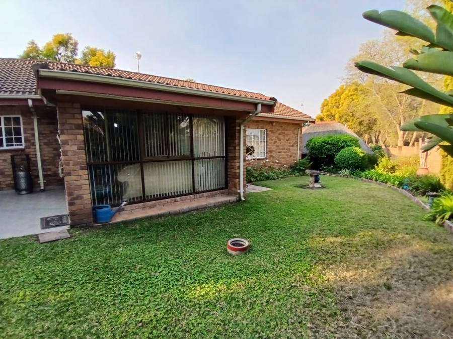 3 Bedroom Property for Sale in Pioneer Park KwaZulu-Natal