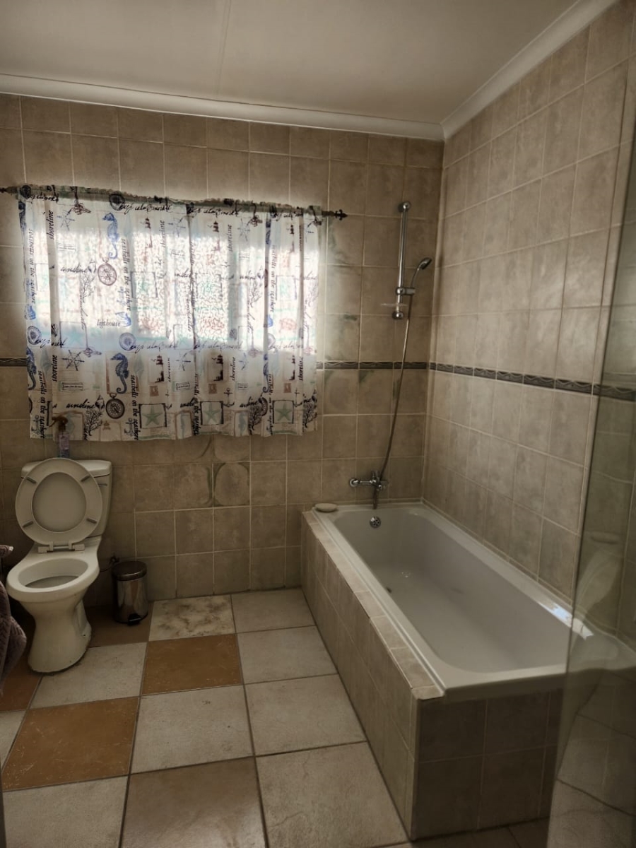 2 Bedroom Property for Sale in Sunnyridge KwaZulu-Natal