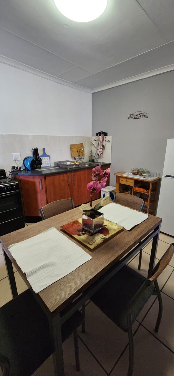 2 Bedroom Property for Sale in Sunnyridge KwaZulu-Natal